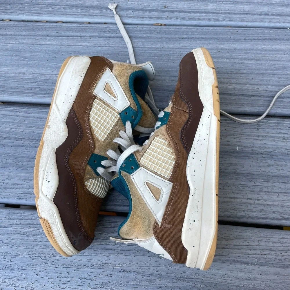 Air Jordan 4 Cacao Wow Size 3Y GS FB2213-200 Youth Sneakers Brown Used